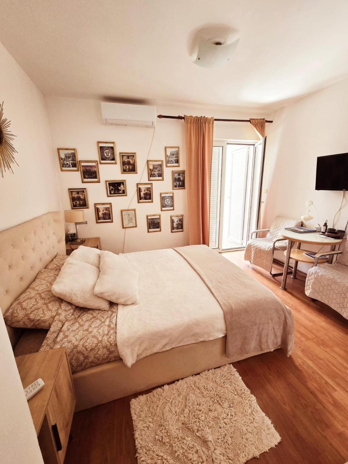 Apartament Nikcevic *