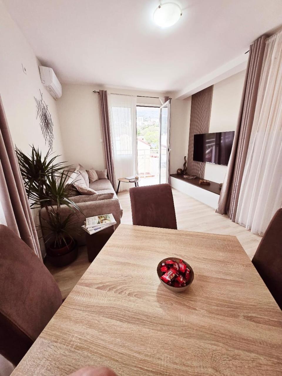 Apartament Nikcevic *
