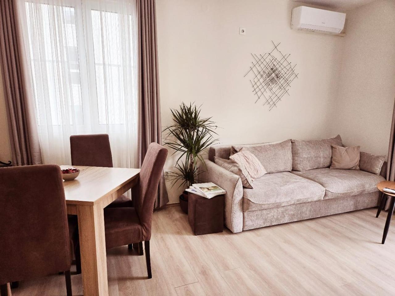 Nikcevic Apartament Budva