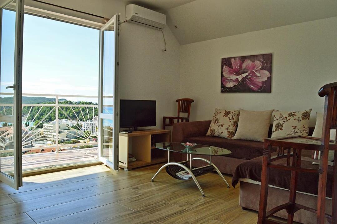 Nikcevic Apartament *